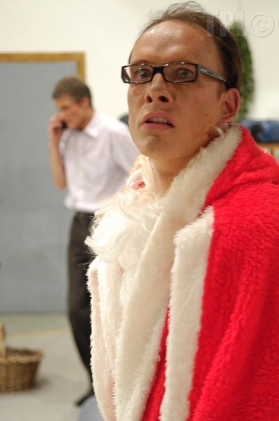 le père noel est une ordure