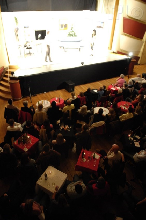 le père noel est une ordure