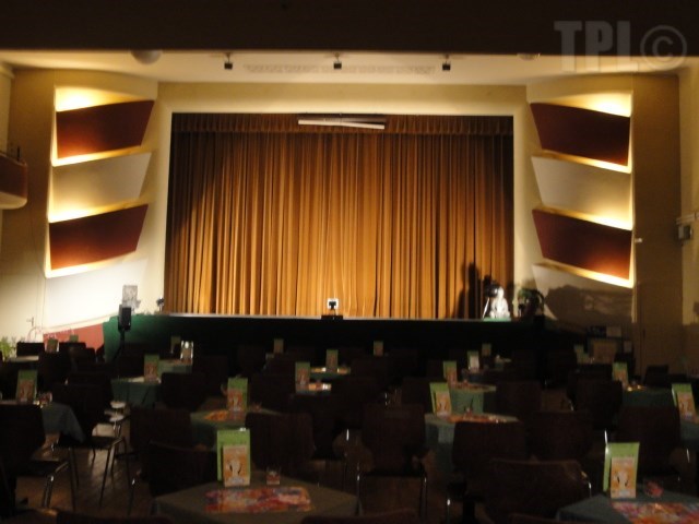 Un Dîner bien traquille