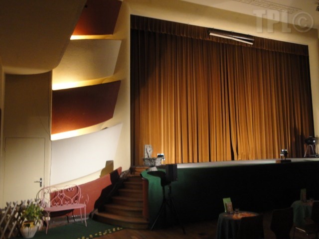 Un Dîner bien traquille